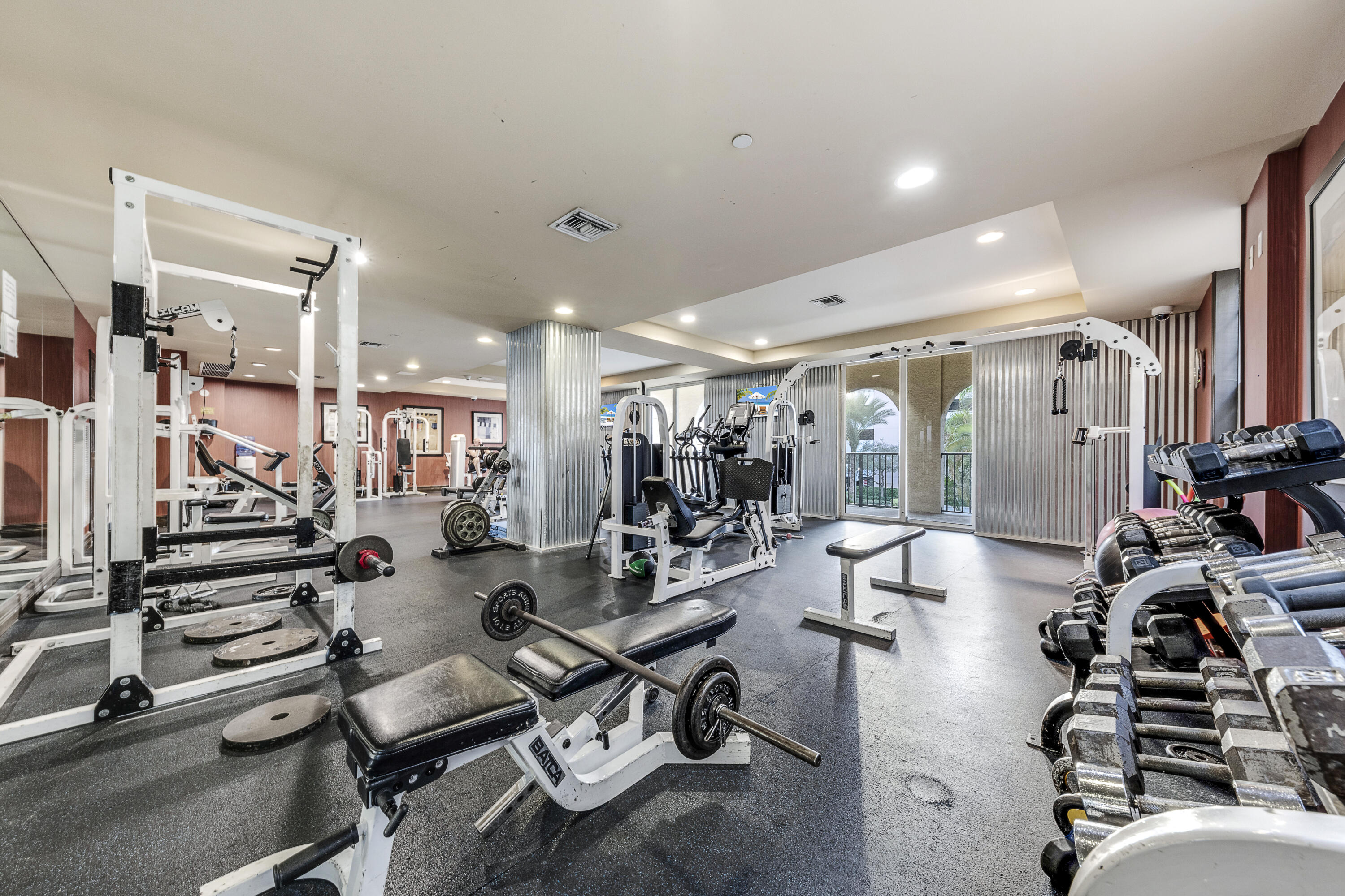 520 SE 5th Ave 2211