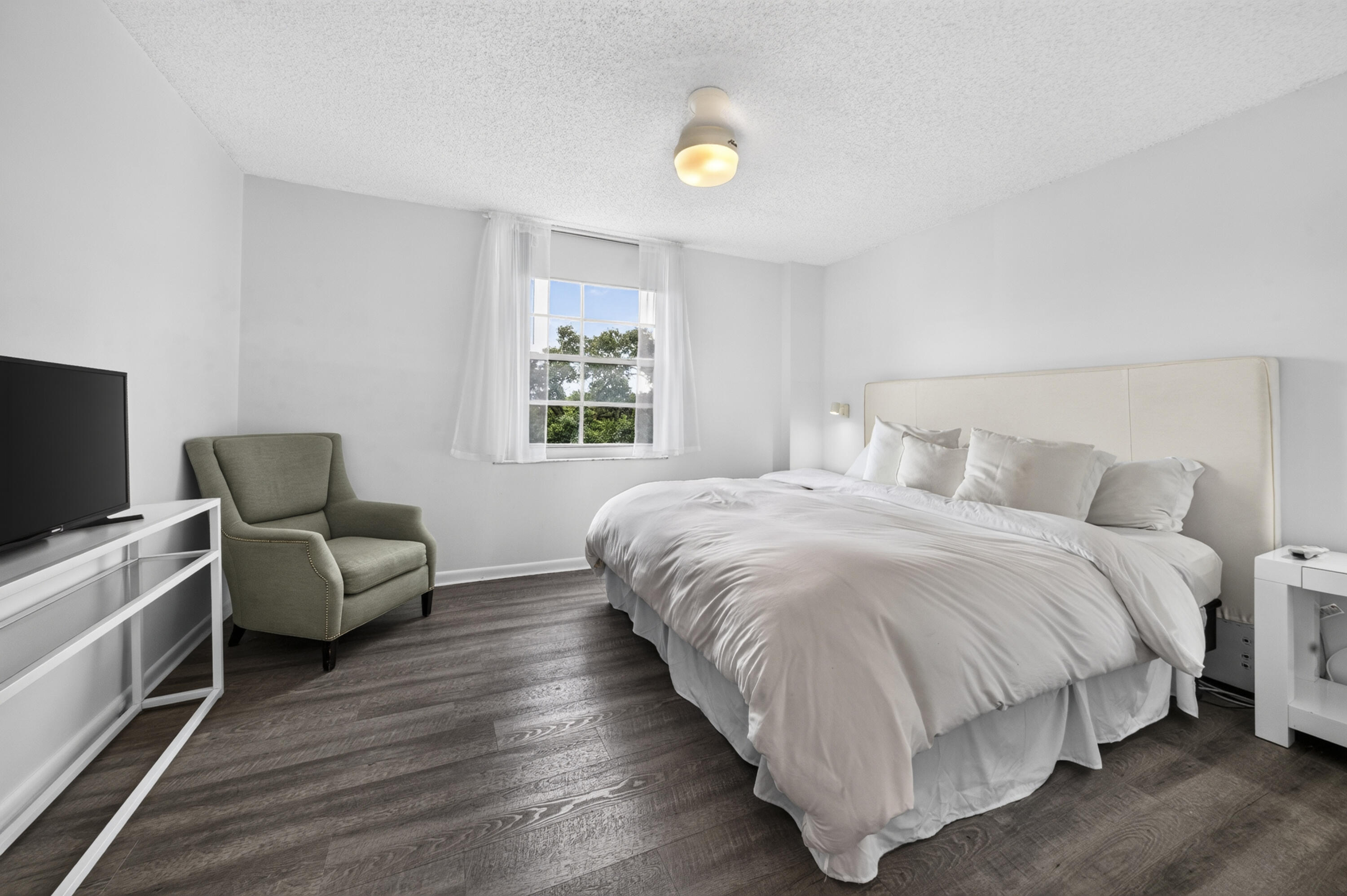 520 SE 5th Ave 2211