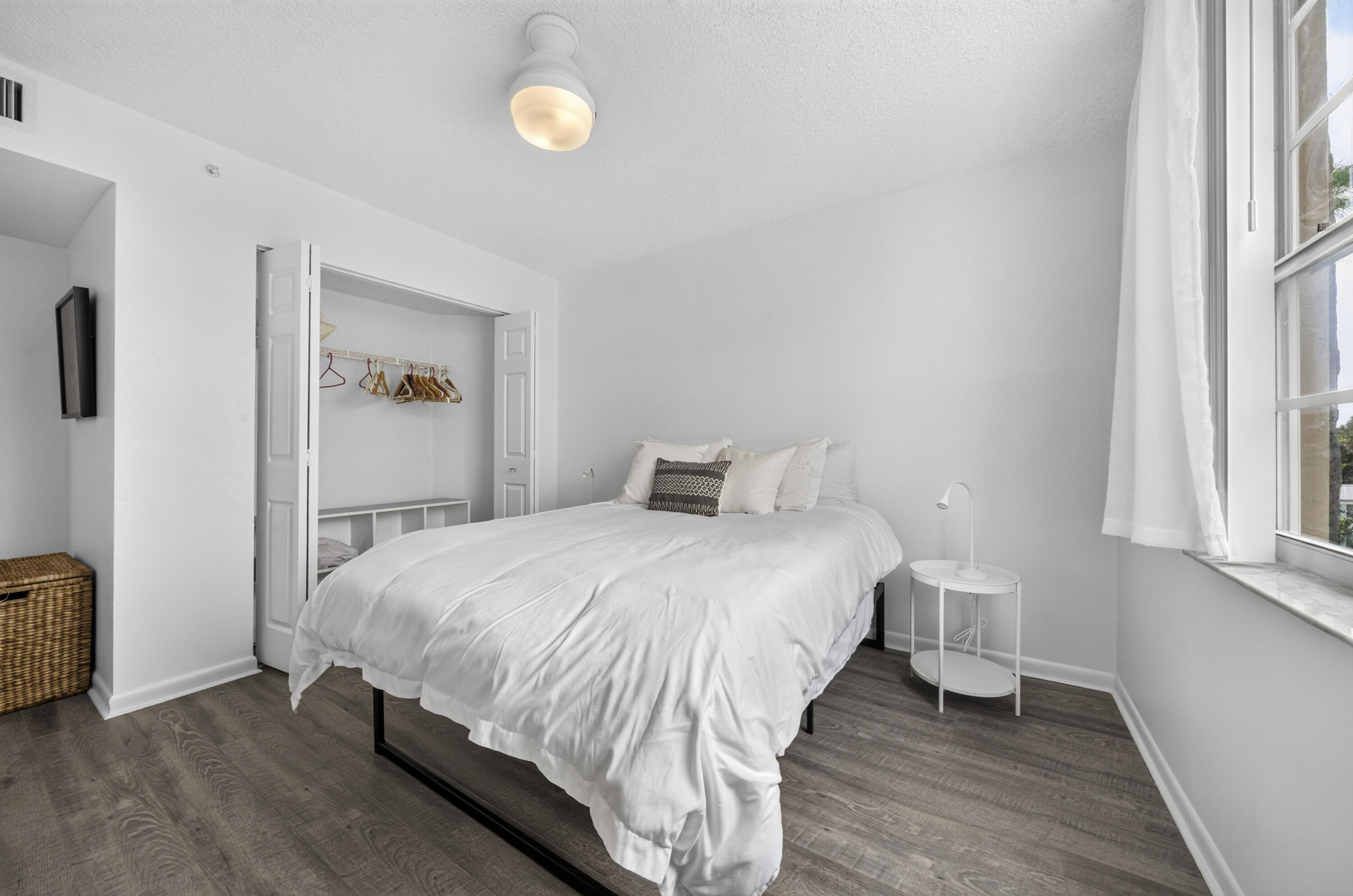 520 SE 5th Ave 2211