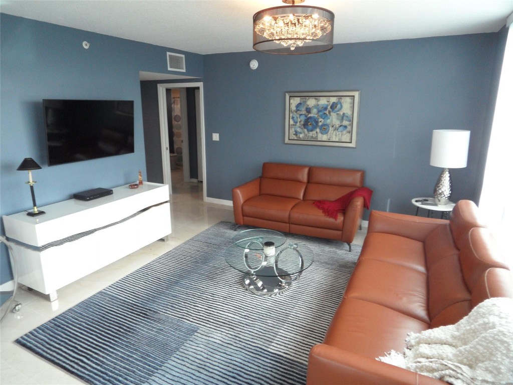 610 W Las Olas Boulevard, Fort Lauderdale Unit: 1312N