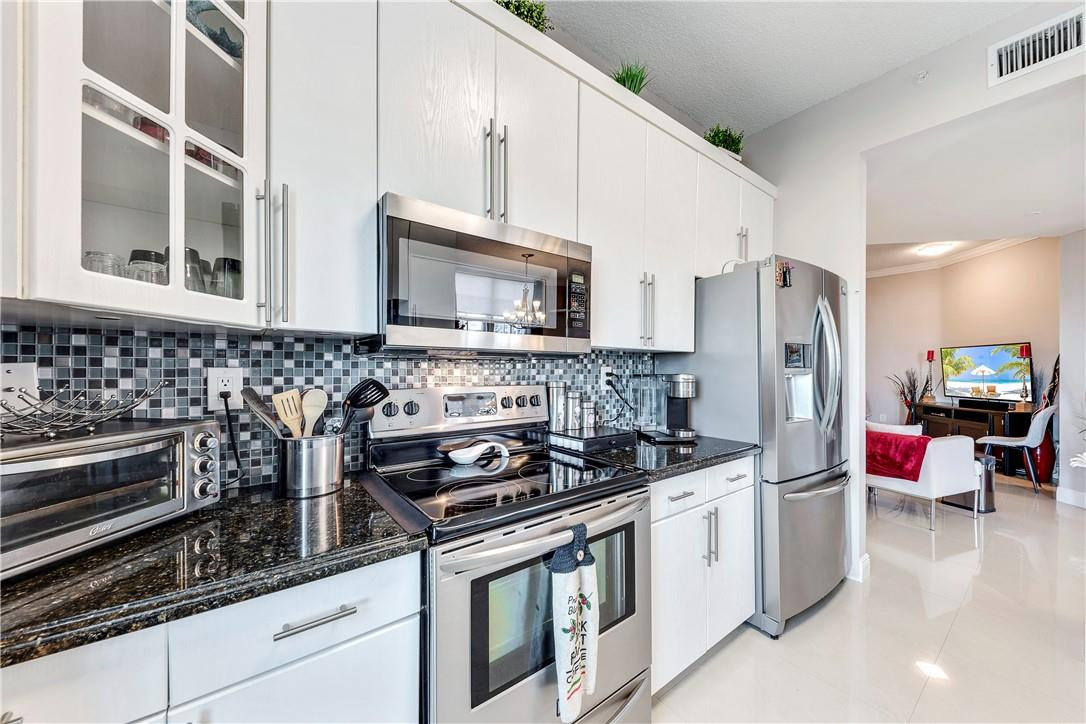 520 SE 5th Ave 1703