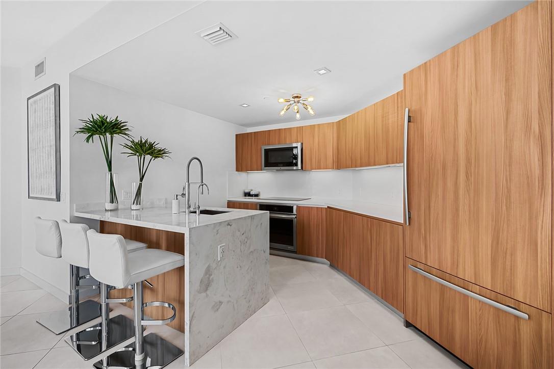 401 N Birch Road 708