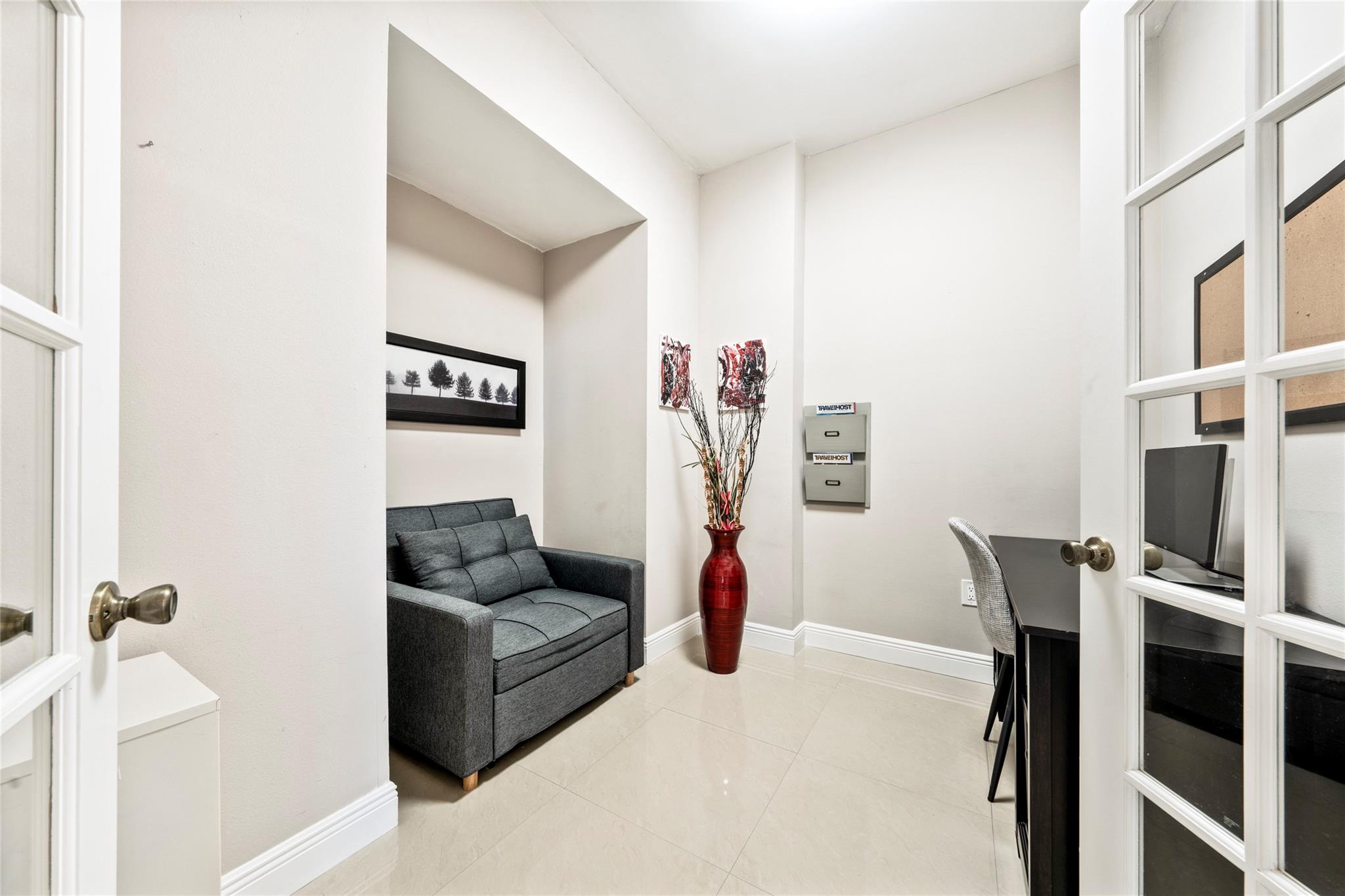 520 SE 5th Ave 1703