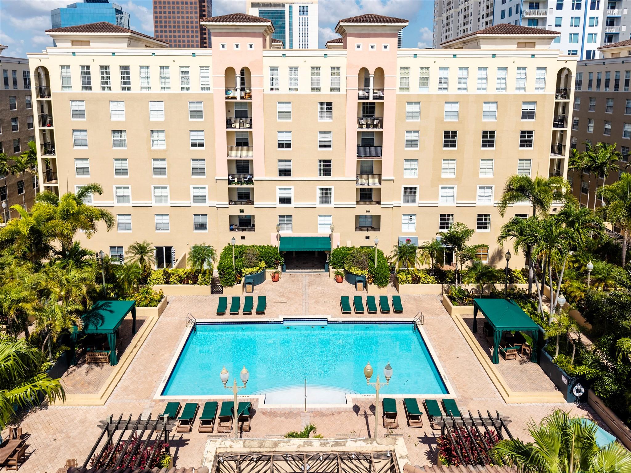 520 SE 5th Ave 1703