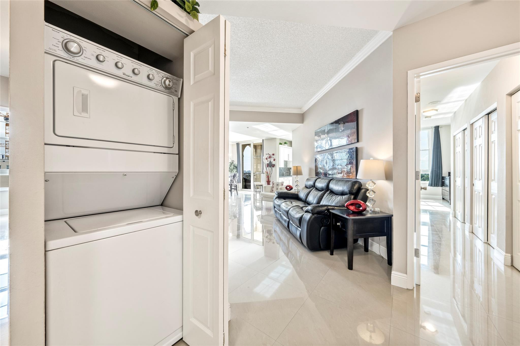 520 SE 5th Ave 1703