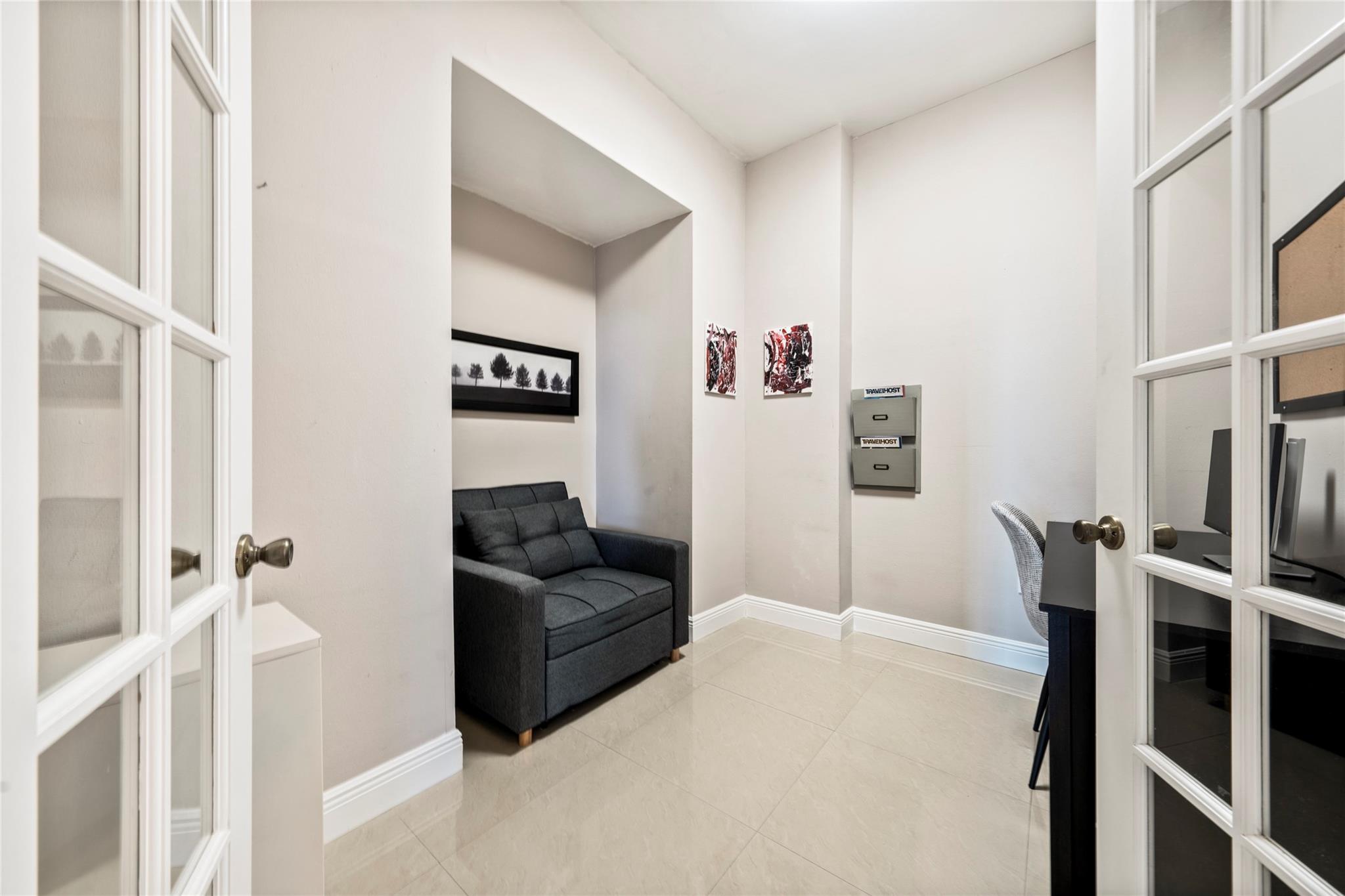 520 SE 5th Ave 1703