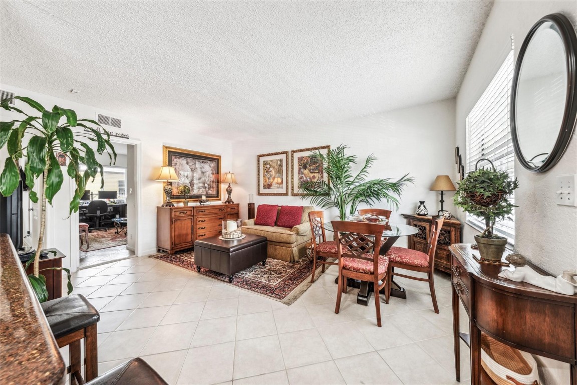 2660 NE 8th Avenue, Wilton Manors Unit: 212