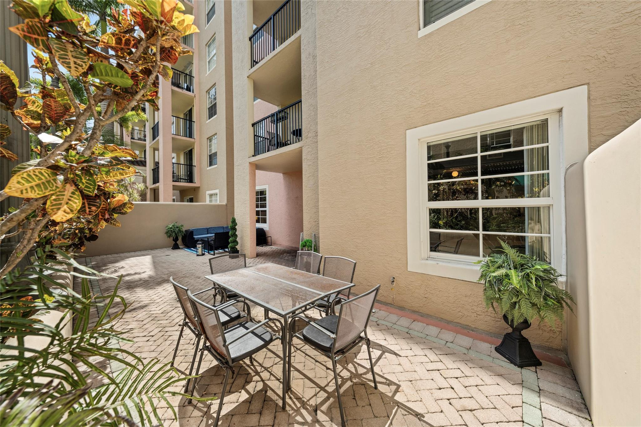 520 SE 5th Ave 1112