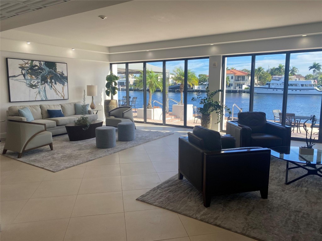 5100 Dupont Boulevard, Fort Lauderdale Unit: 4A