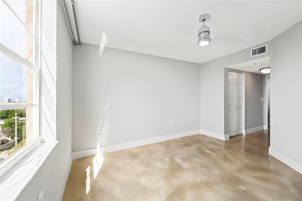 520 SE 5th Ave 1504