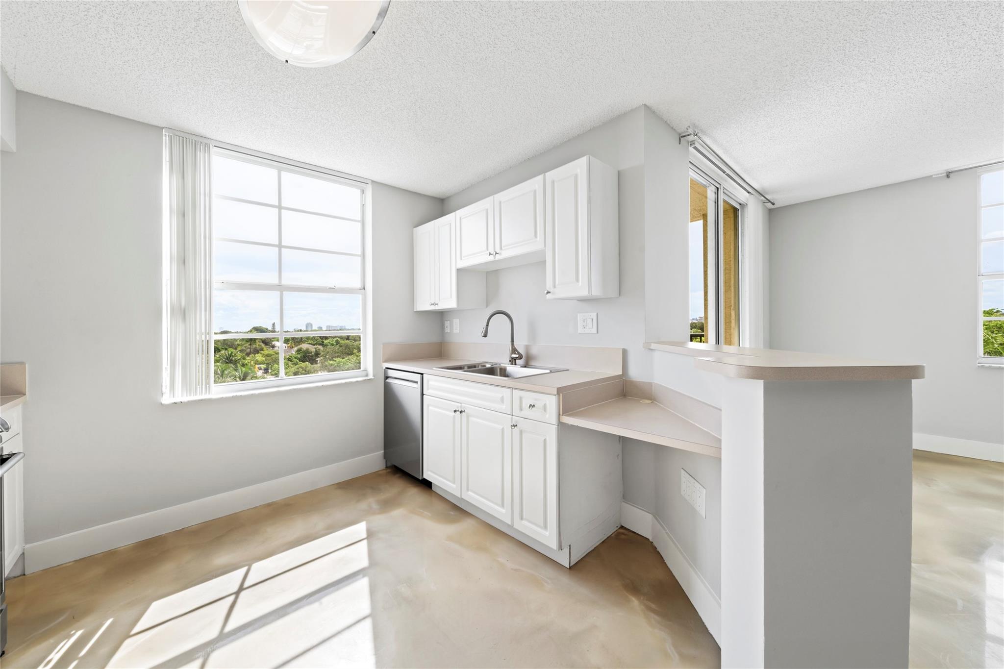 520 SE 5th Ave 1504