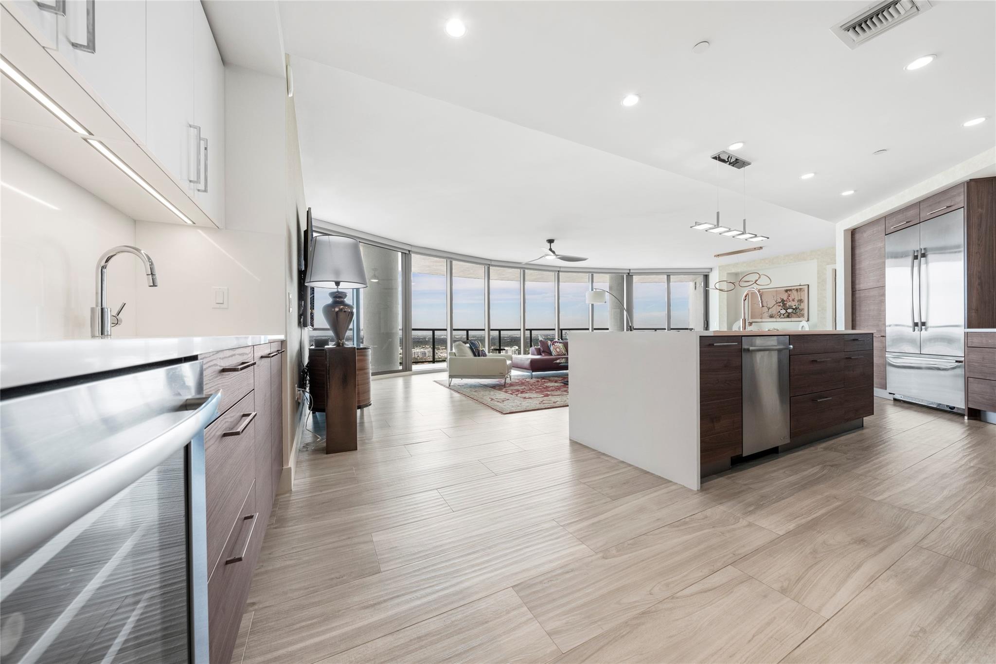 100 E Las Olas Blvd 3403