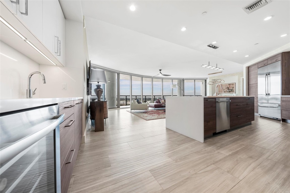 100 E Las Olas Blvd 3403