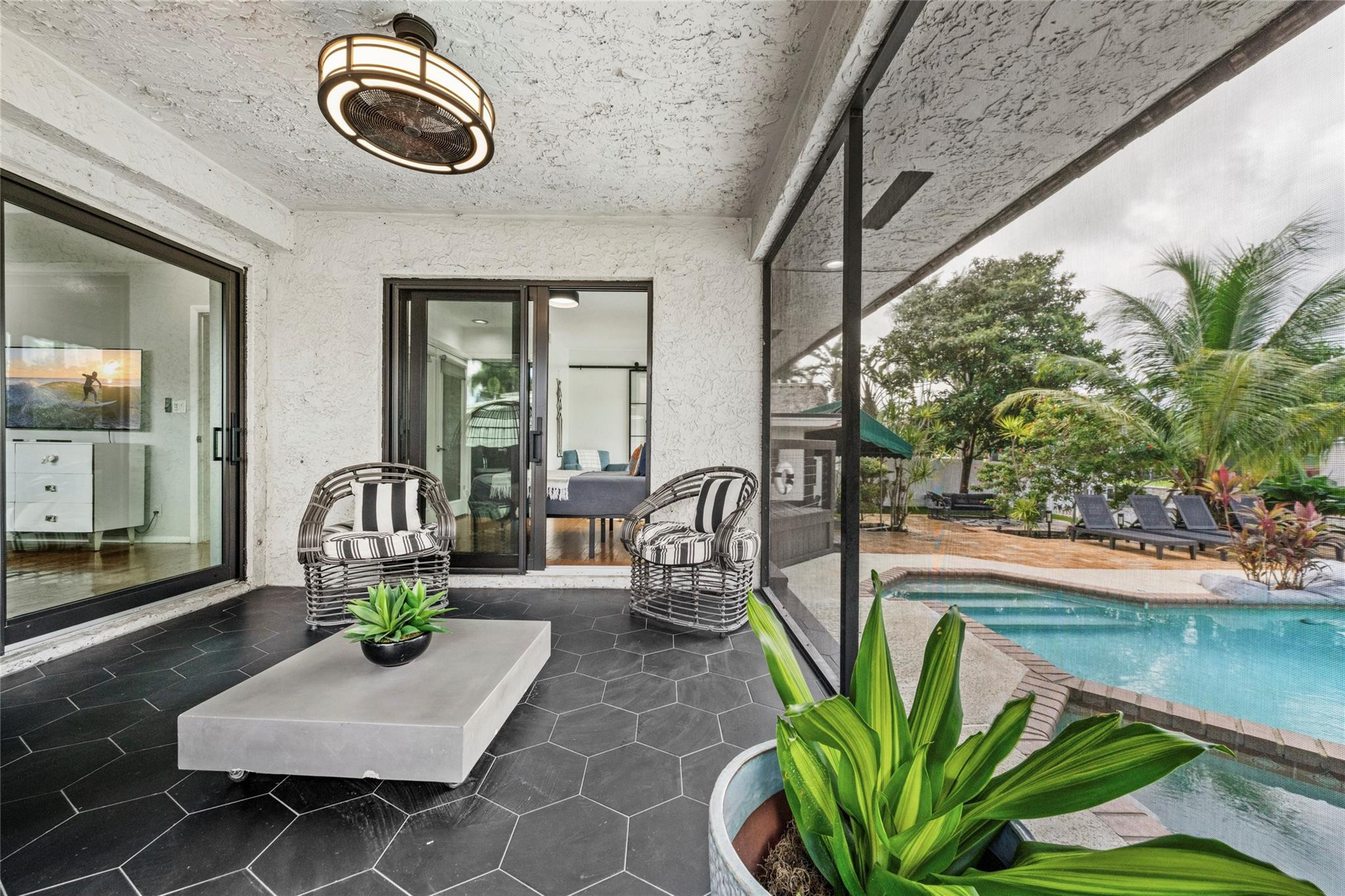 2625 Nassau Ln