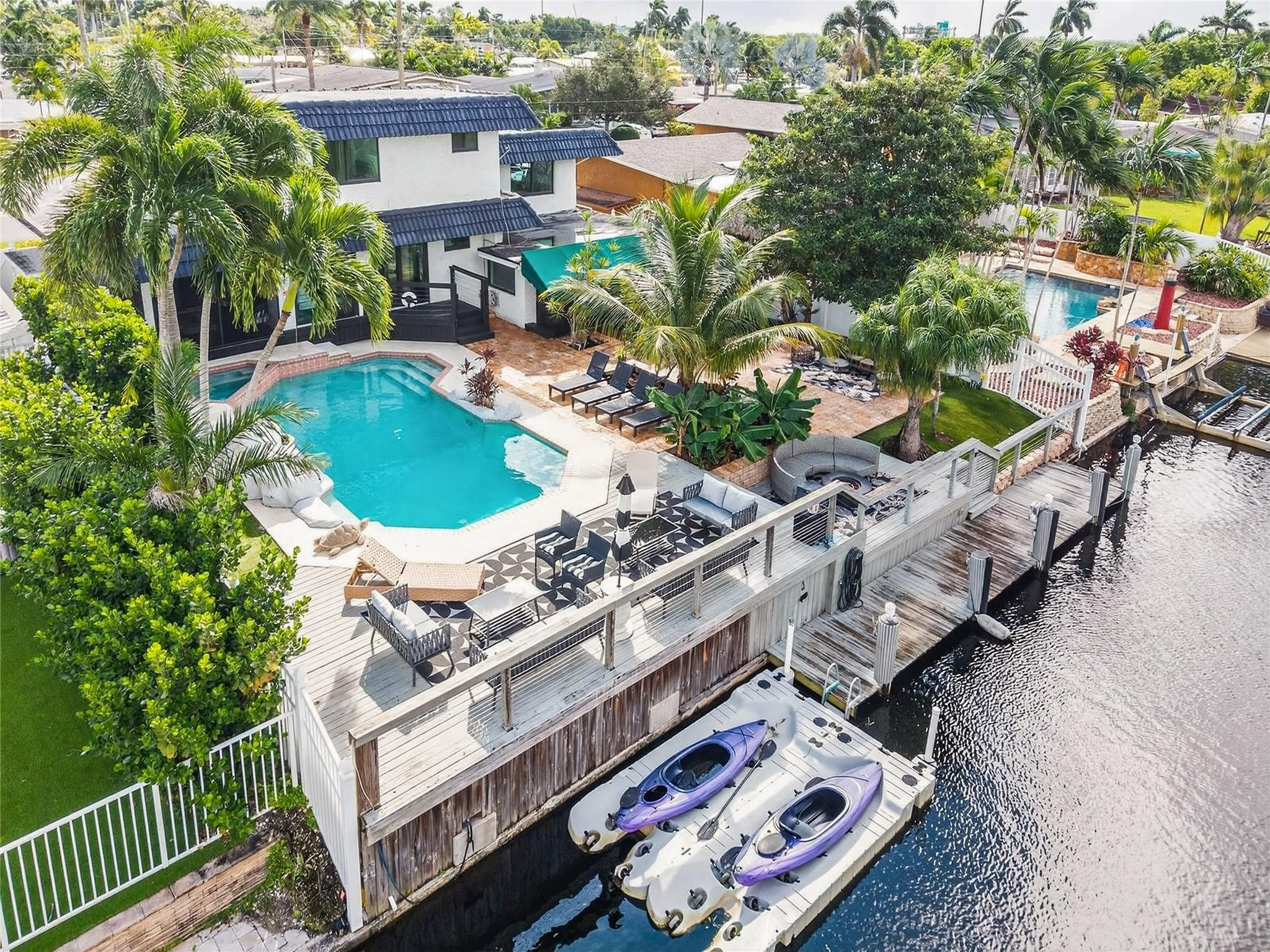 2625 Nassau Ln