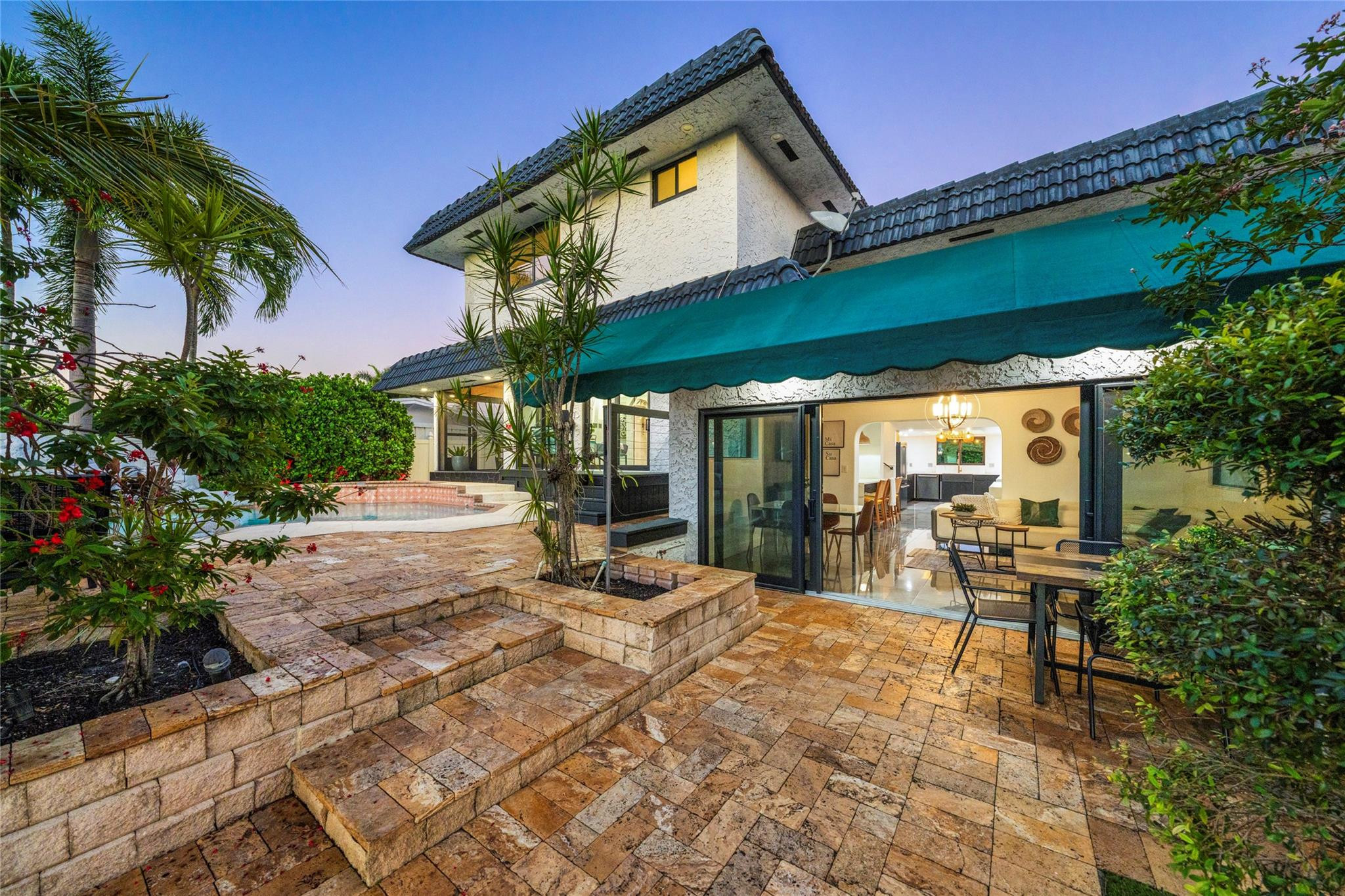 2625 Nassau Ln