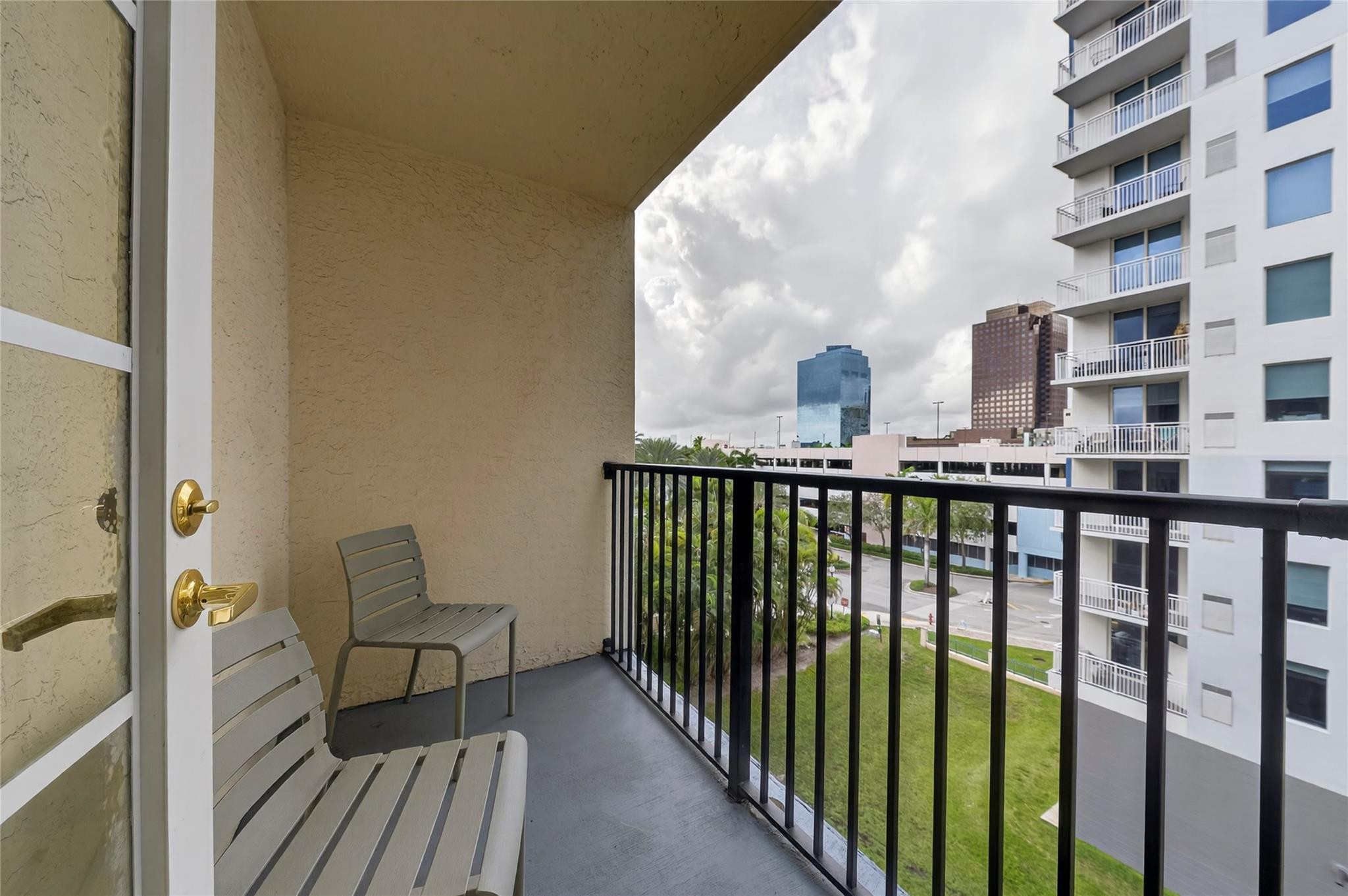 520 SE 5th Avenue 2404