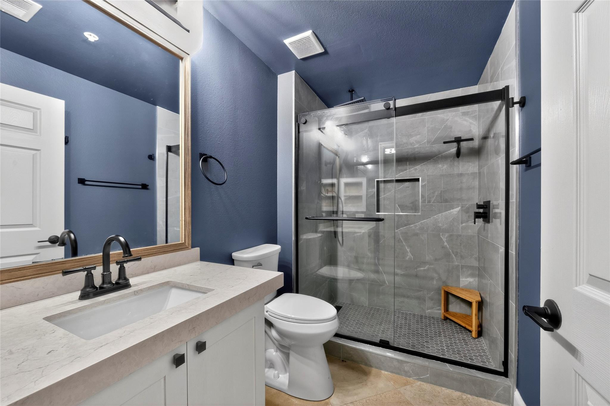 533 NE 3rd Avenue 139