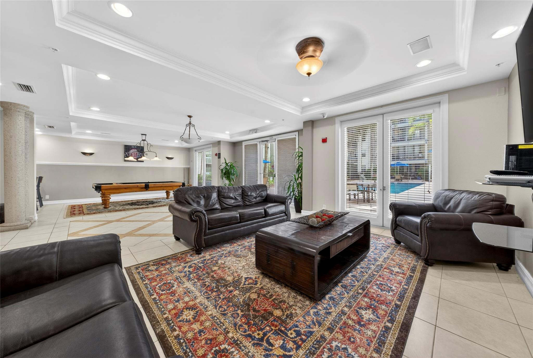 533 NE 3rd Avenue 139