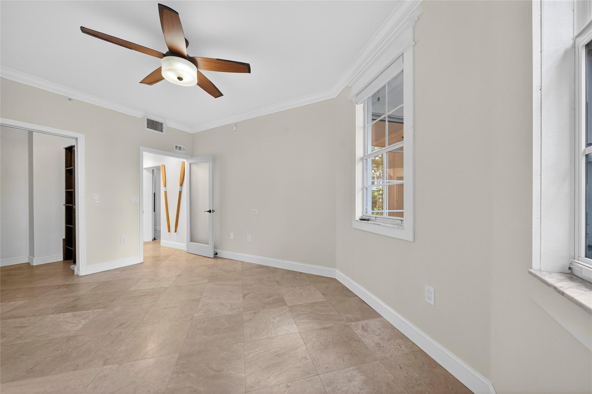 533 NE 3rd Avenue 139