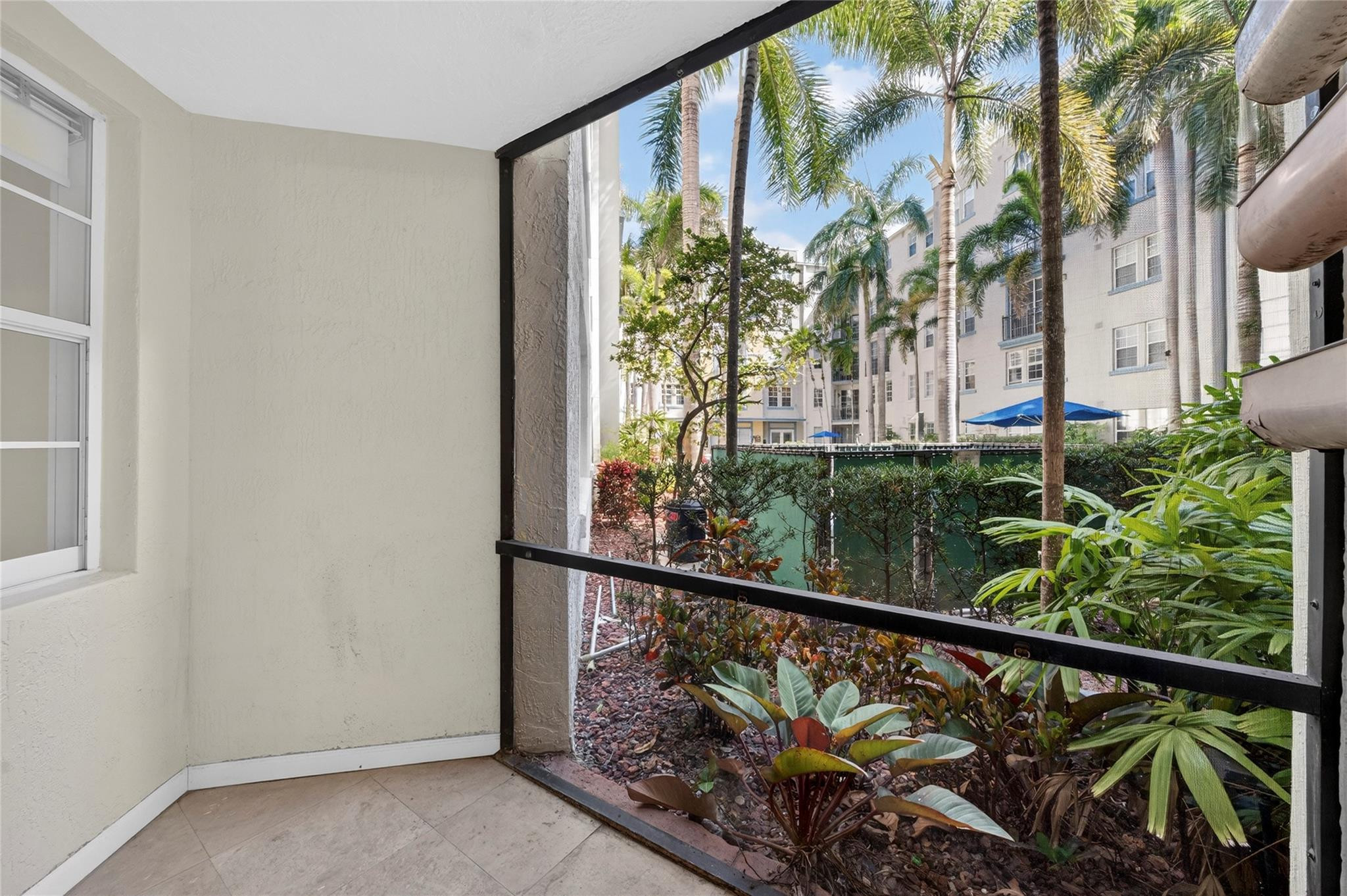 533 NE 3rd Avenue 139