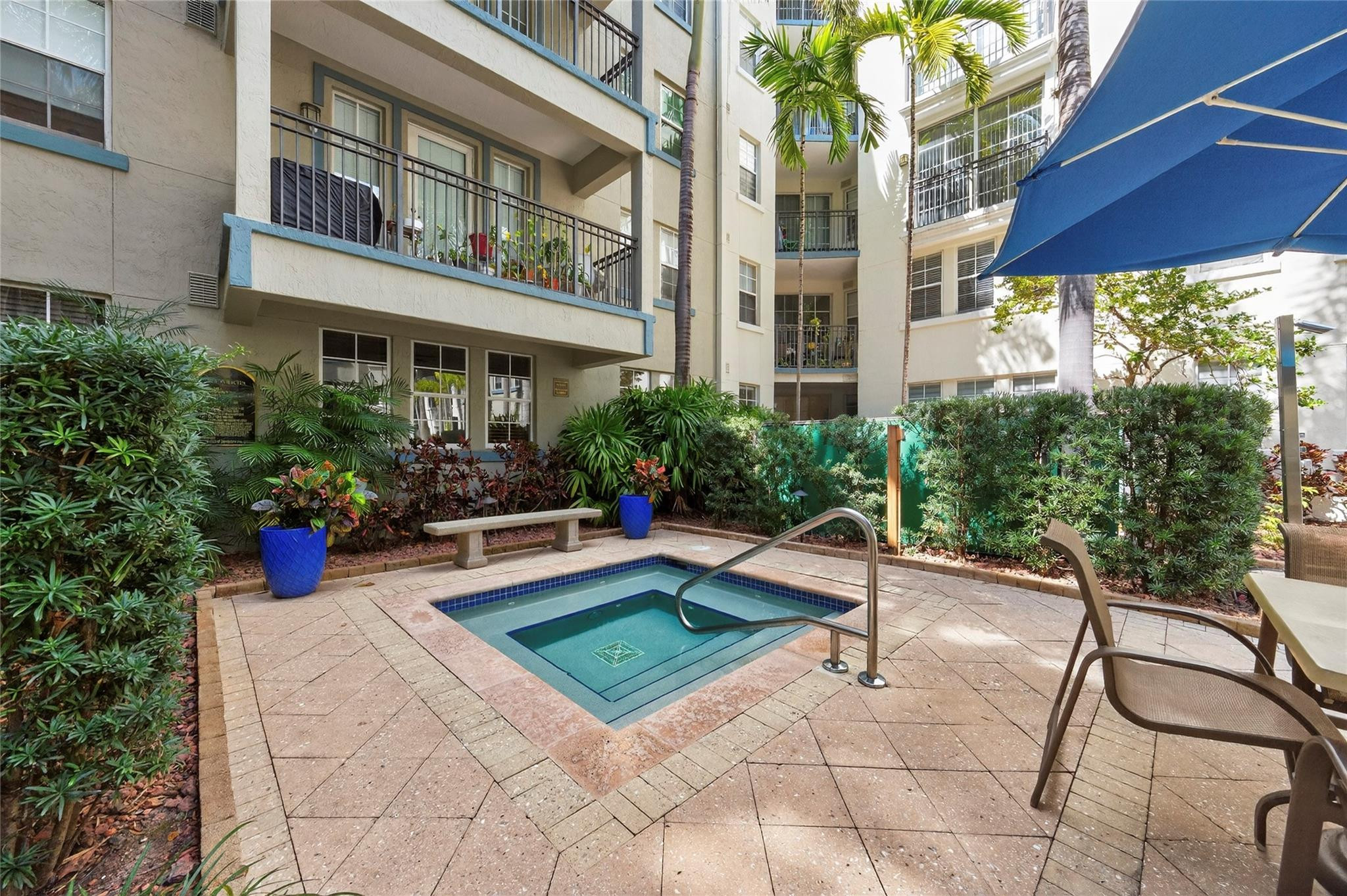 533 NE 3rd Avenue 139