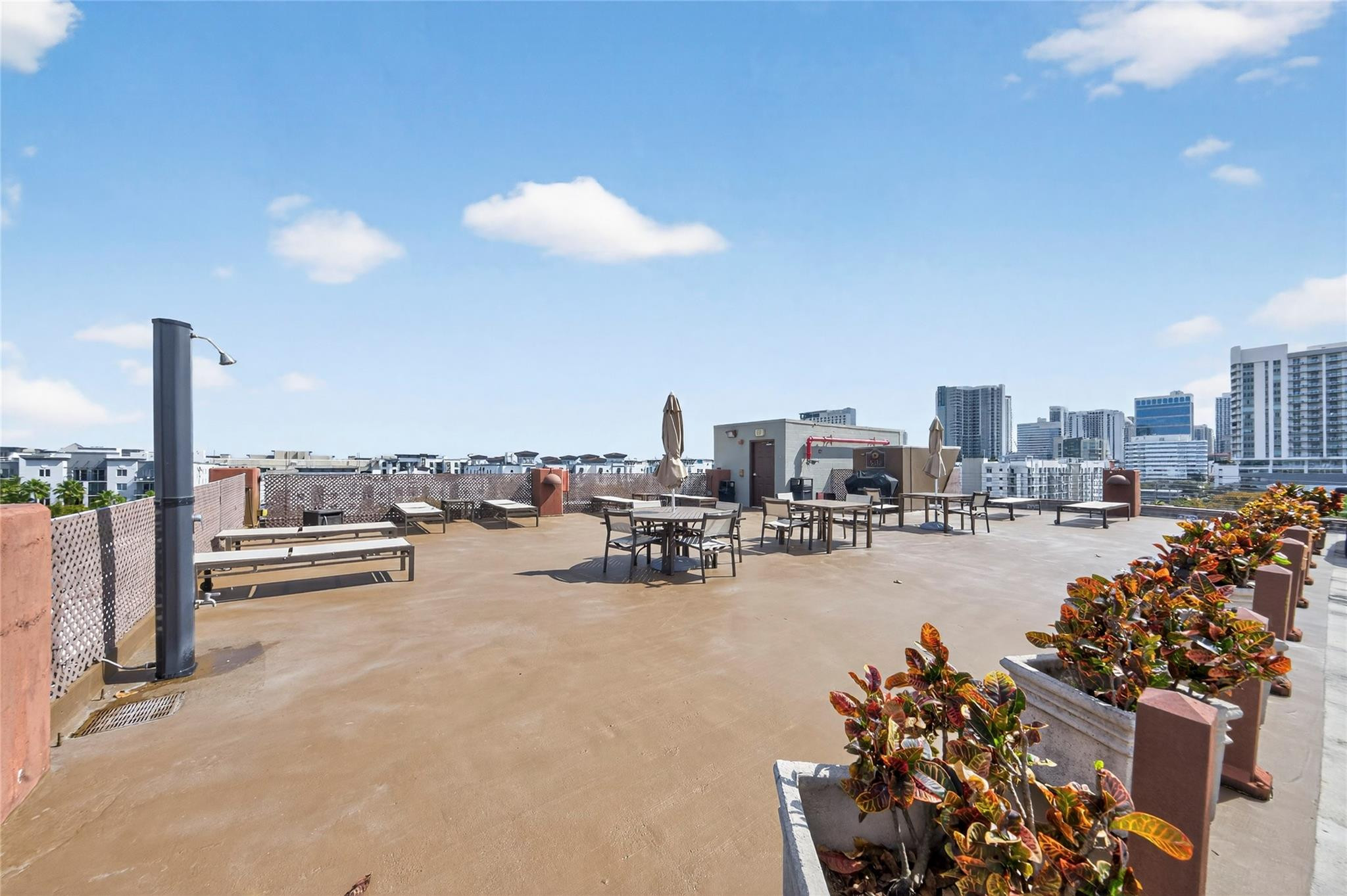 533 NE 3rd Avenue 139