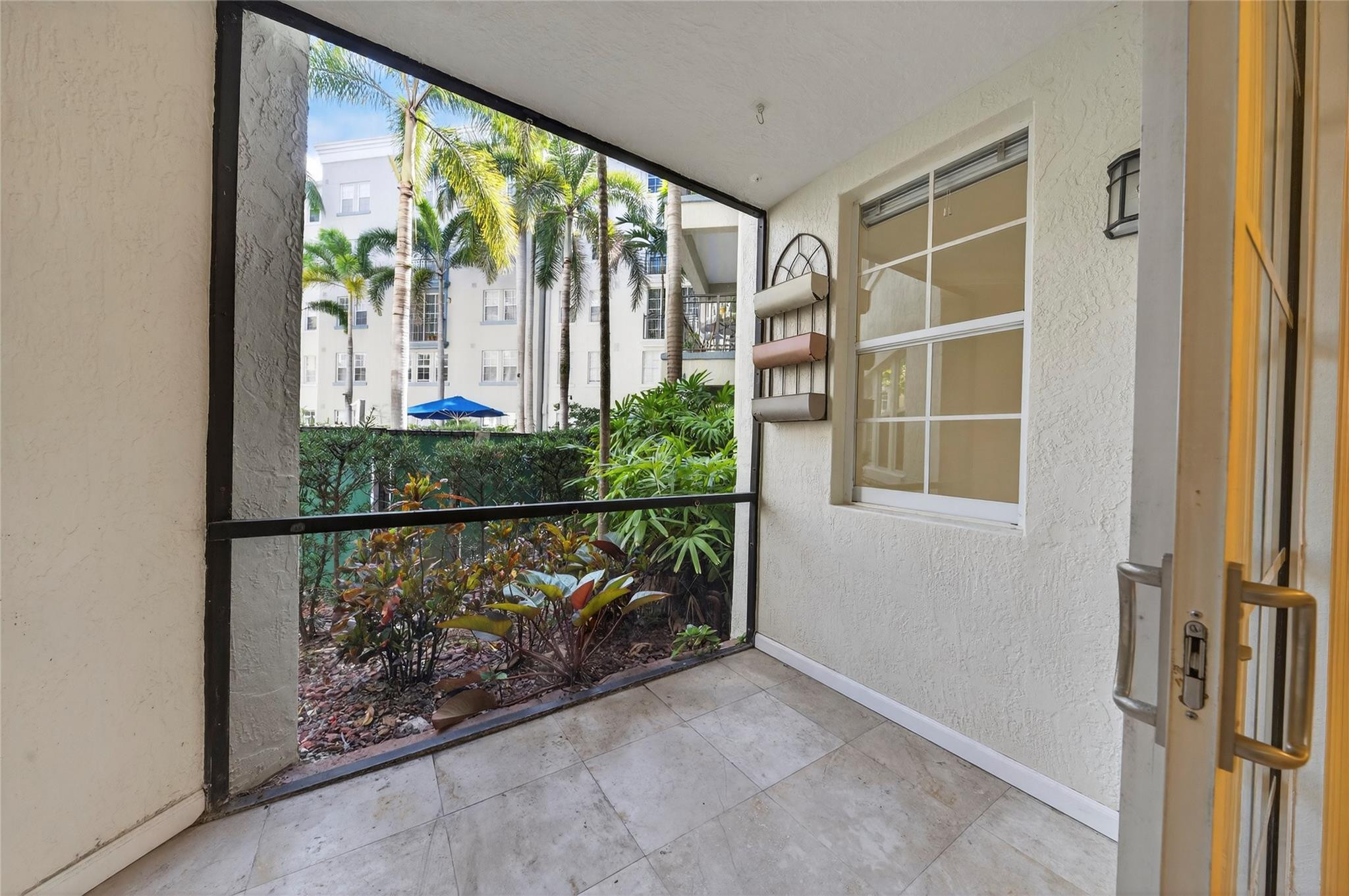 533 NE 3rd Avenue 139