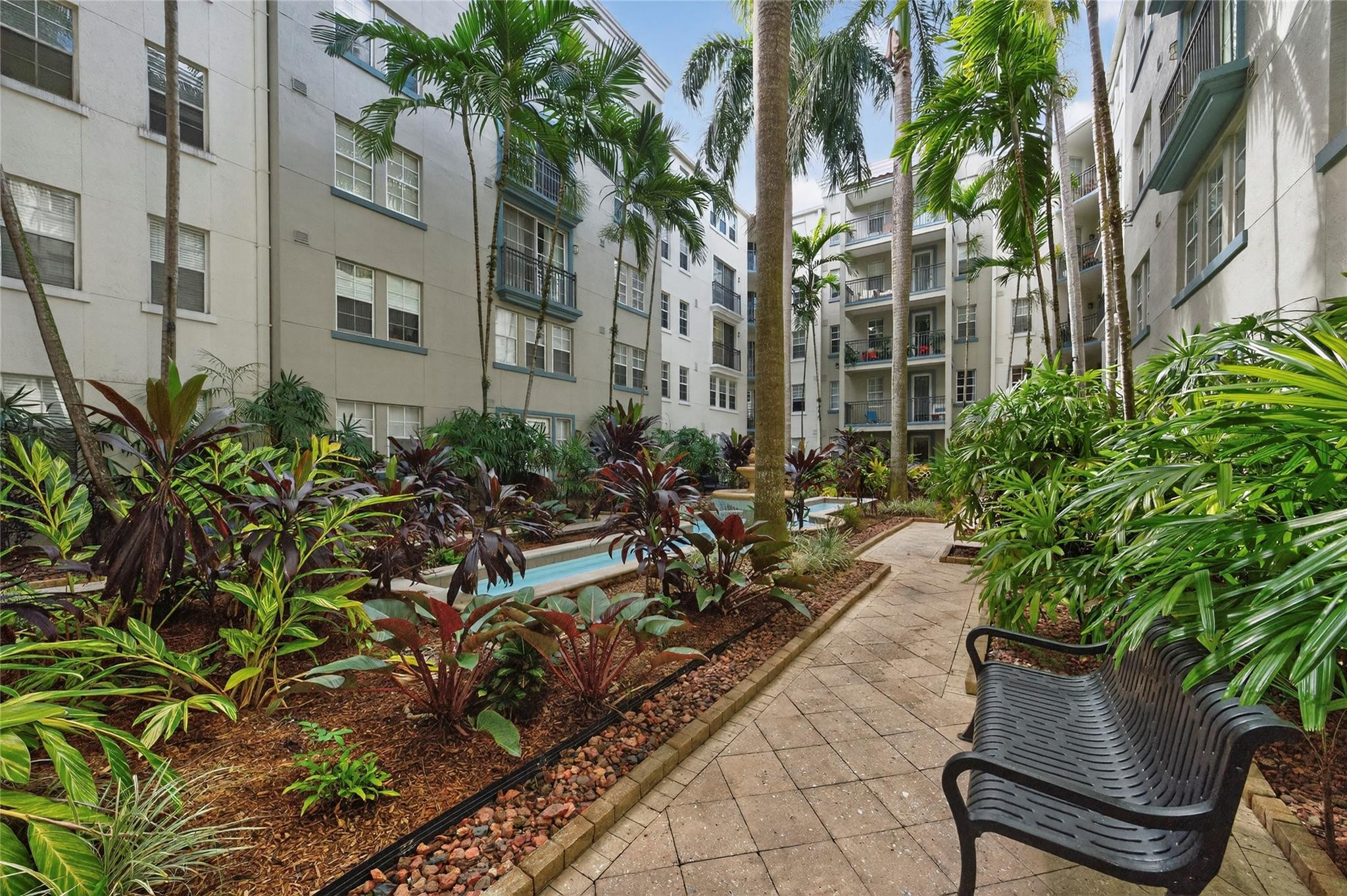 533 NE 3rd Avenue 139