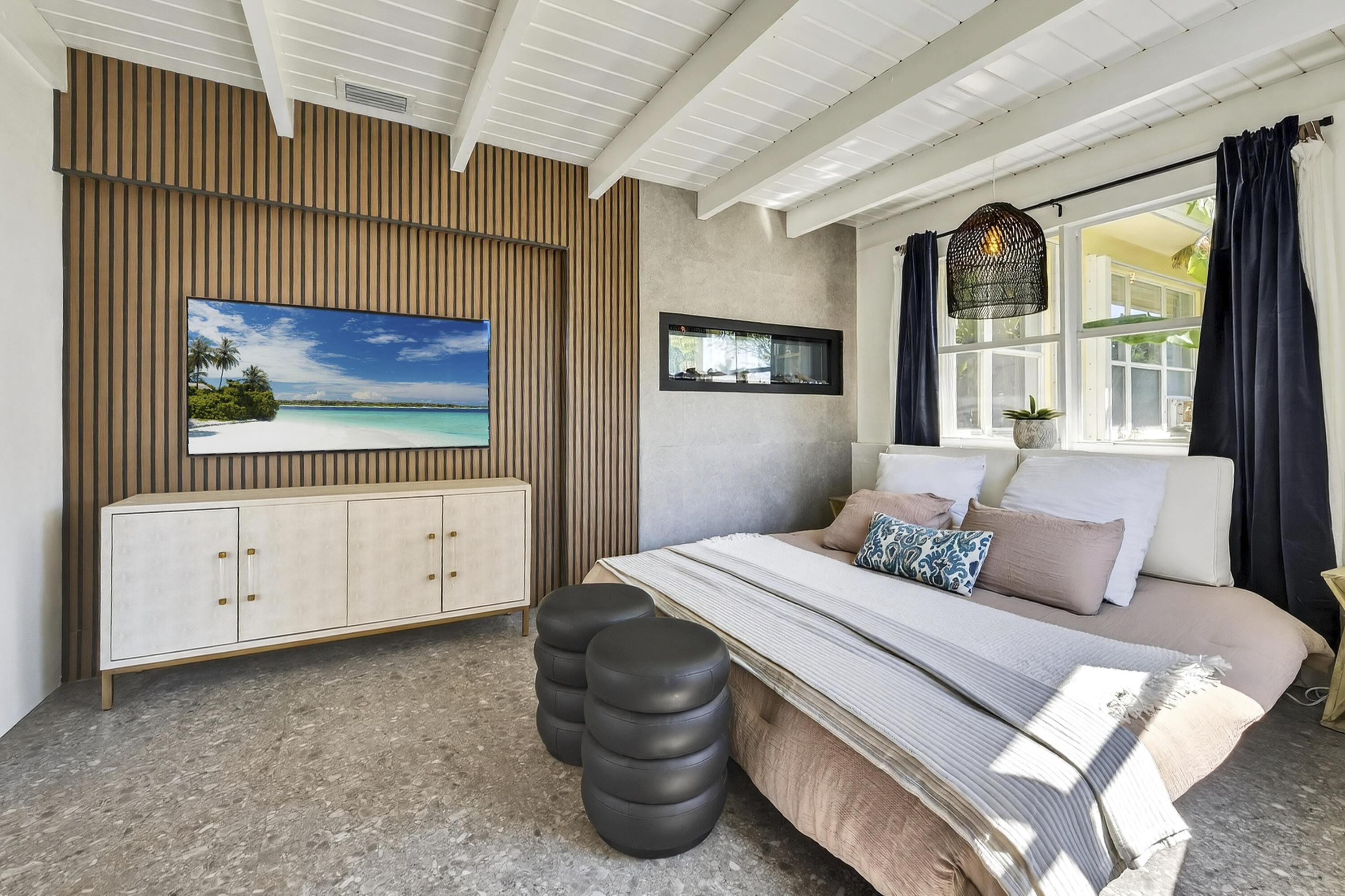 2630 NE 25th Street