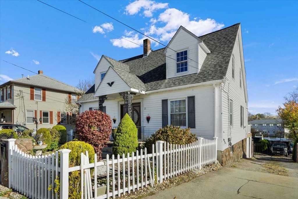 21 Union St