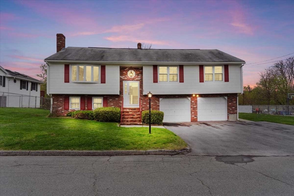 44 Amanola Ave
