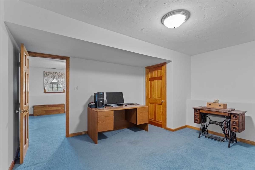 44 Amanola Ave