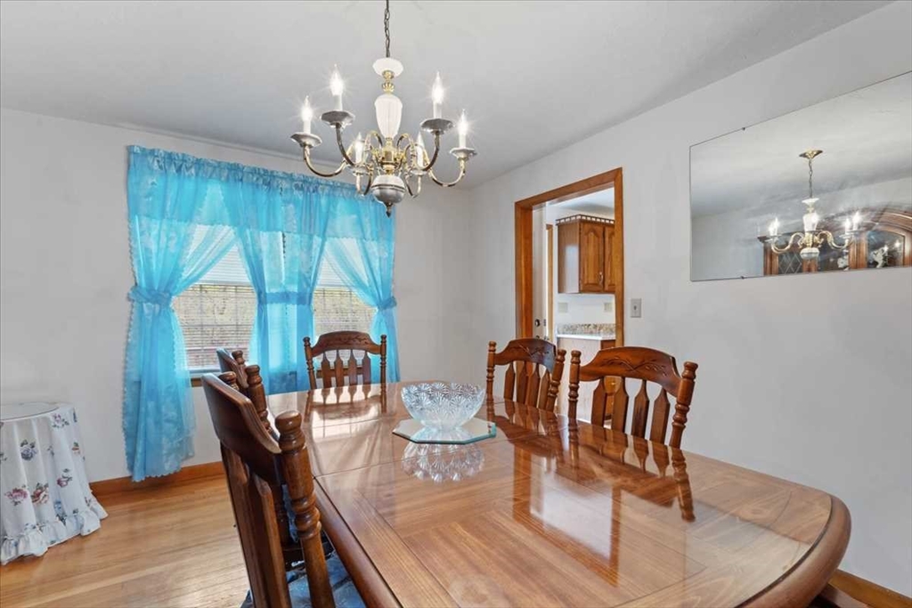 44 Amanola Ave