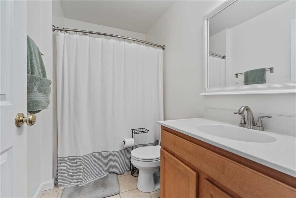 16 Alden Dr # 16