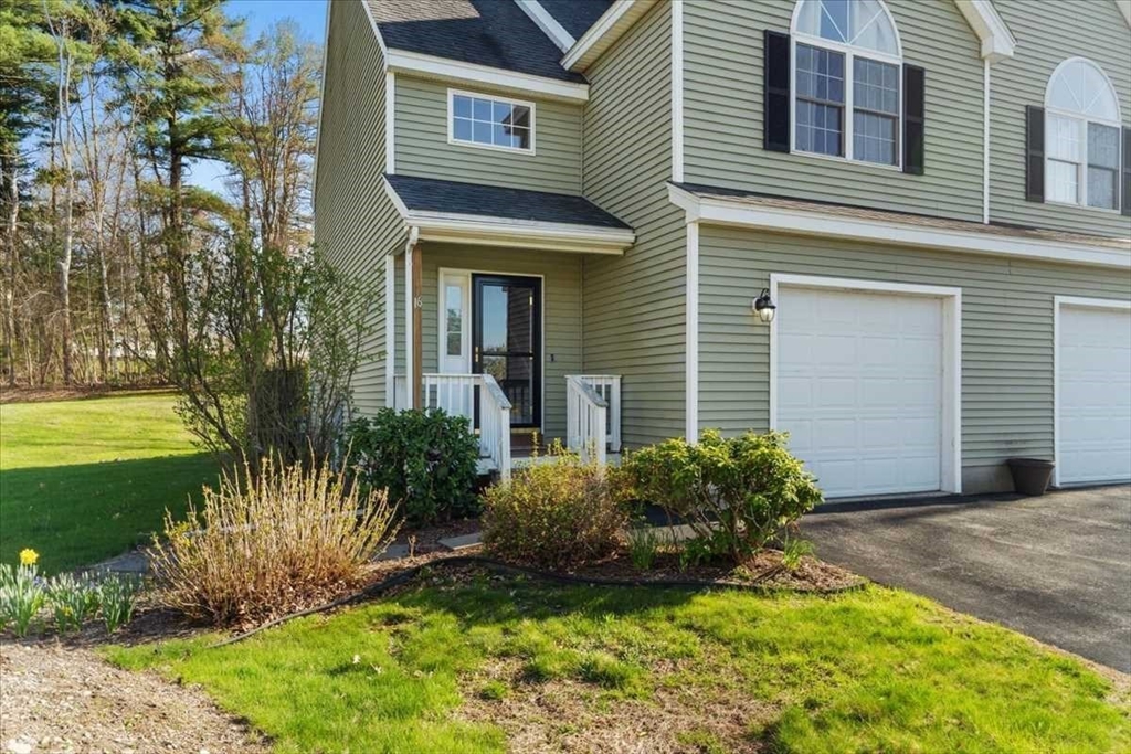 16 Alden Dr # 16