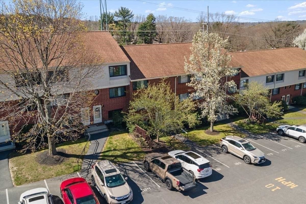26 Sterling Ln # 26