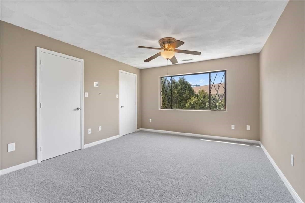 26 Sterling Ln # 26