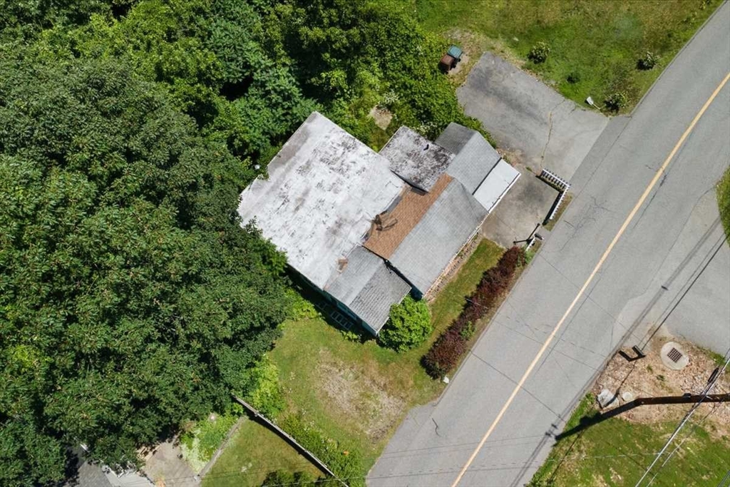 442 Leicester St