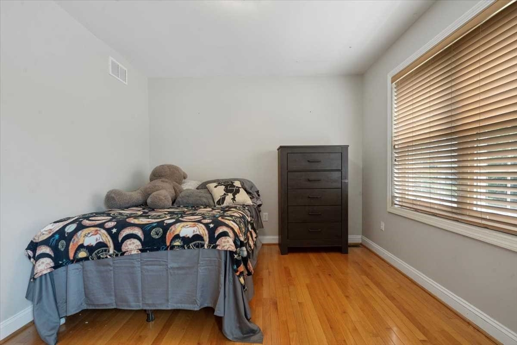 160 Brookside Dr