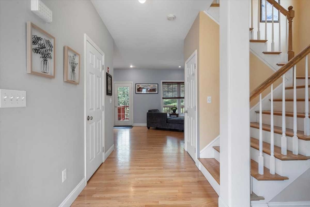 160 Brookside Dr