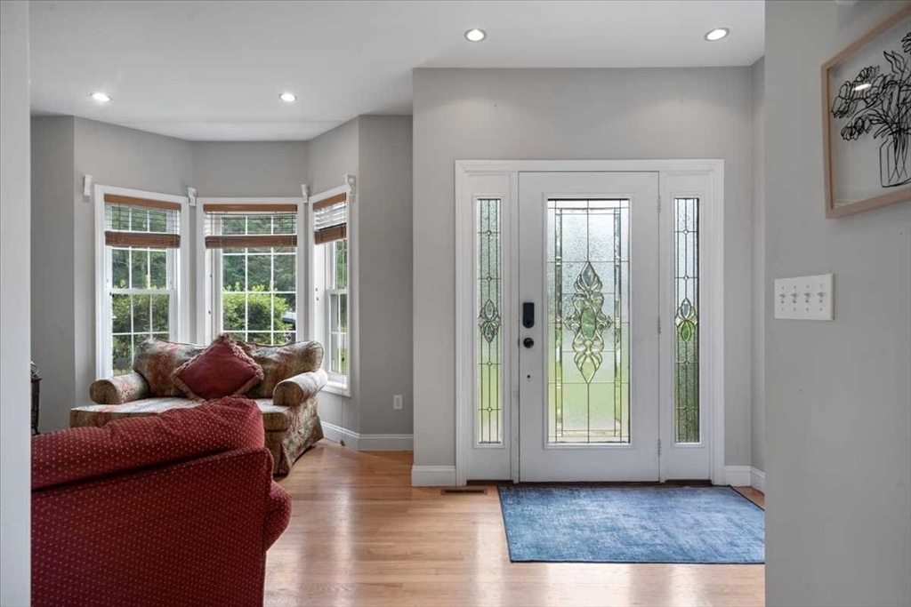160 Brookside Dr