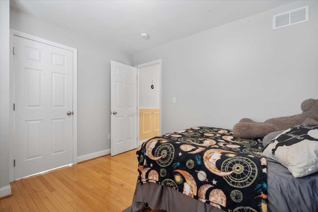 160 Brookside Dr