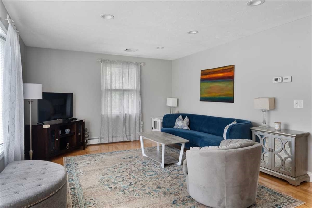 11 Dellwood Rd