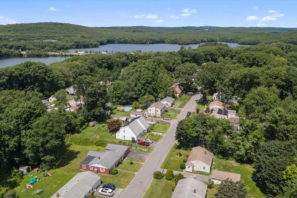 14 Elbridge Rd