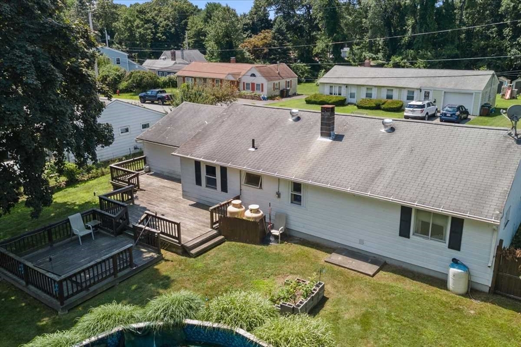 14 Elbridge Rd