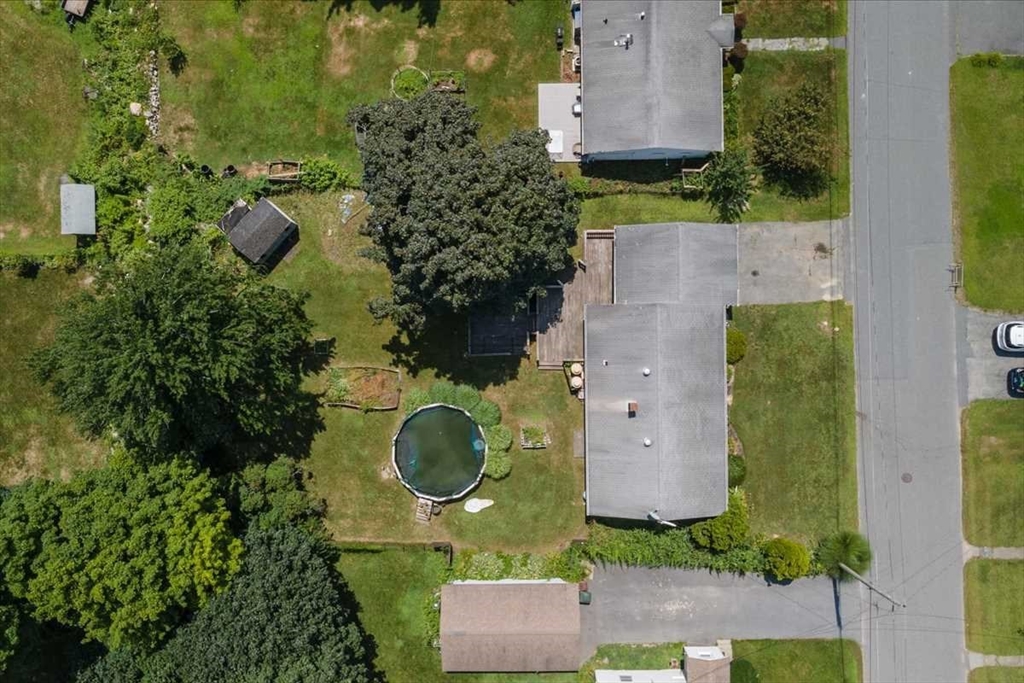 14 Elbridge Rd
