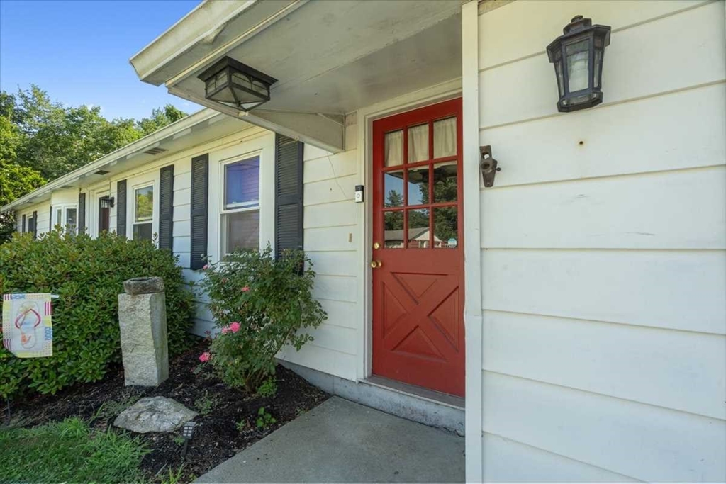 14 Elbridge Rd
