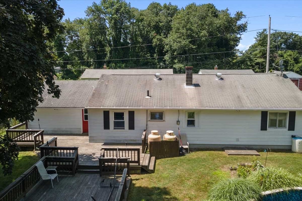 14 Elbridge Rd