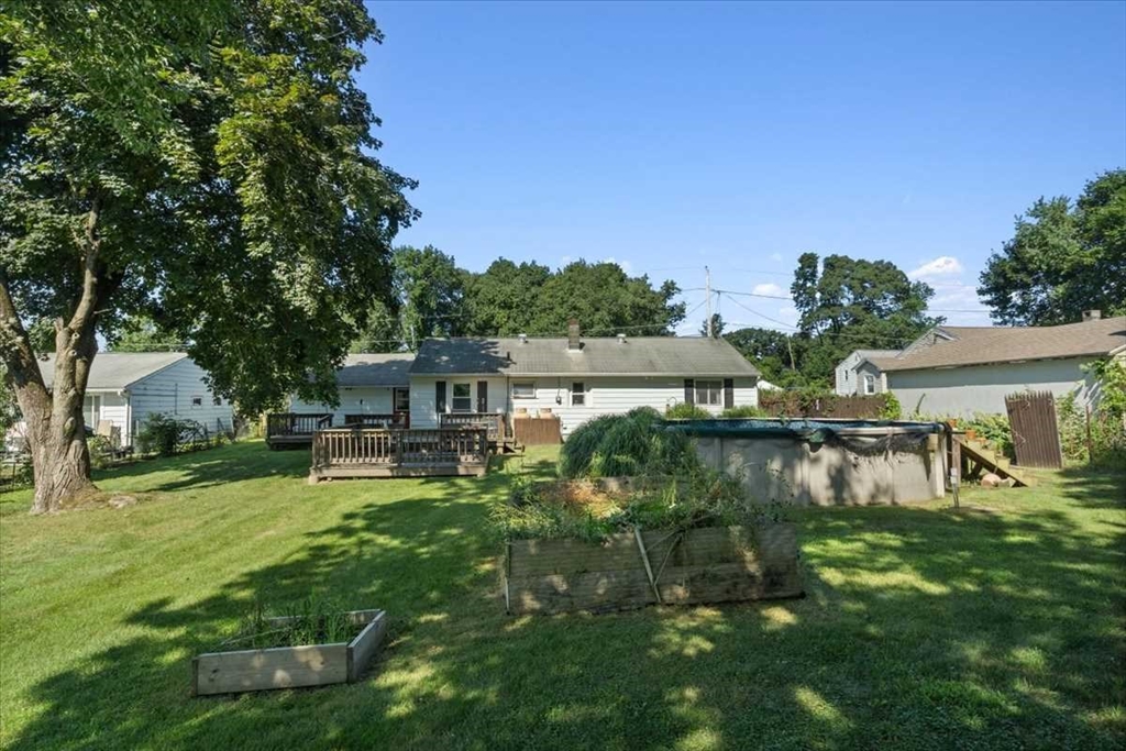 14 Elbridge Rd
